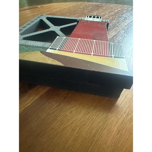 Jeffreys Hook Lighthouse Shelf Sitter New York City 1996 Shelia Handcrafted Wood - Picture 2 of 5